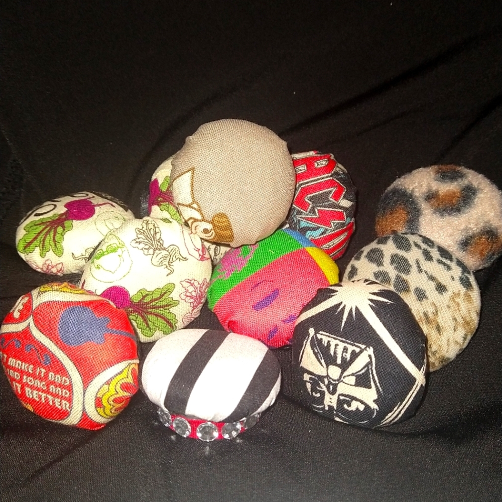 Ring pincushions